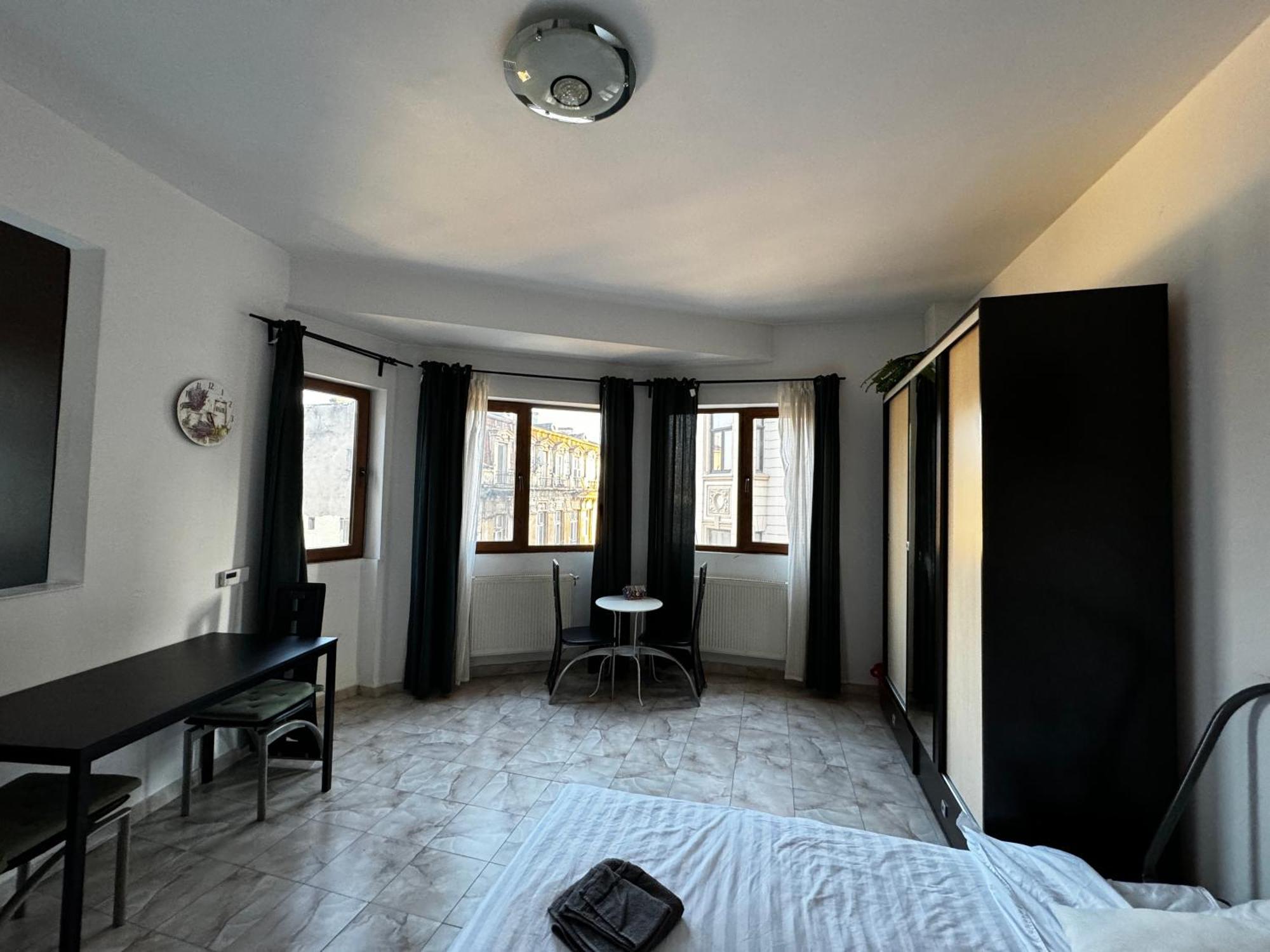 Old Town Studios By Chr Luxury Property Bukarest Exterior foto